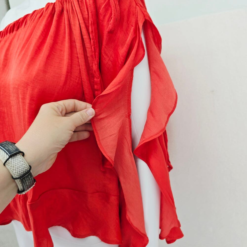 Free People Off-Shoulder Drawstring Flutter Top C… - image 4